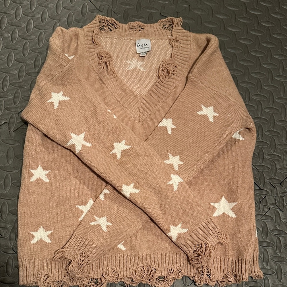 Cozy Casual Star V-Neck Sweater - Brown and Cream